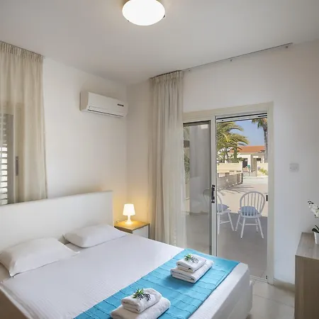 Villa Beachfront *
