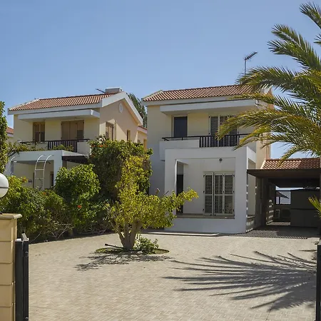 Villa Beachfront *